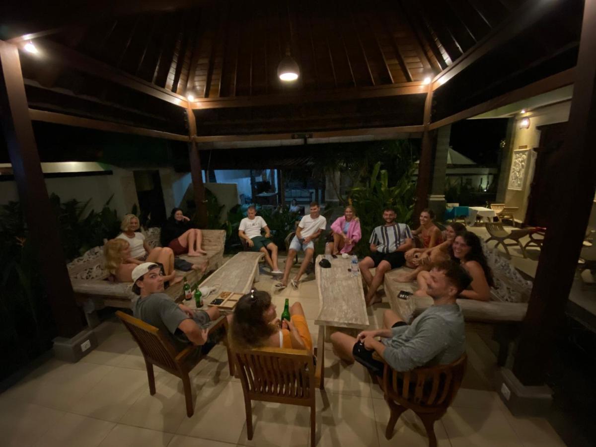 Lembongan Hostel Nusa Lembongan Eksteriør billede
