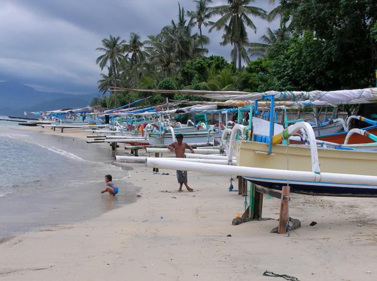 Lembongan Hostel Nusa Lembongan Eksteriør billede
