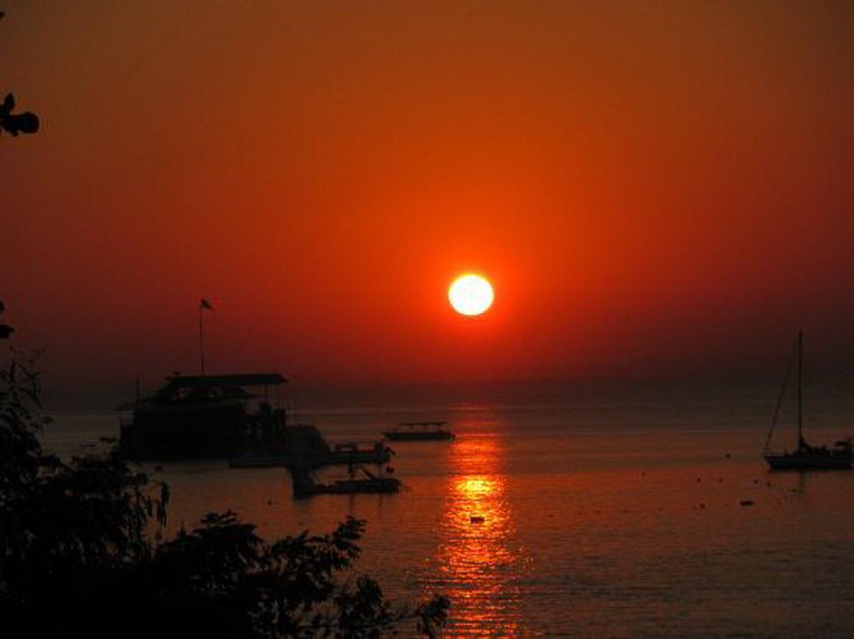 Lembongan Hostel Nusa Lembongan Eksteriør billede