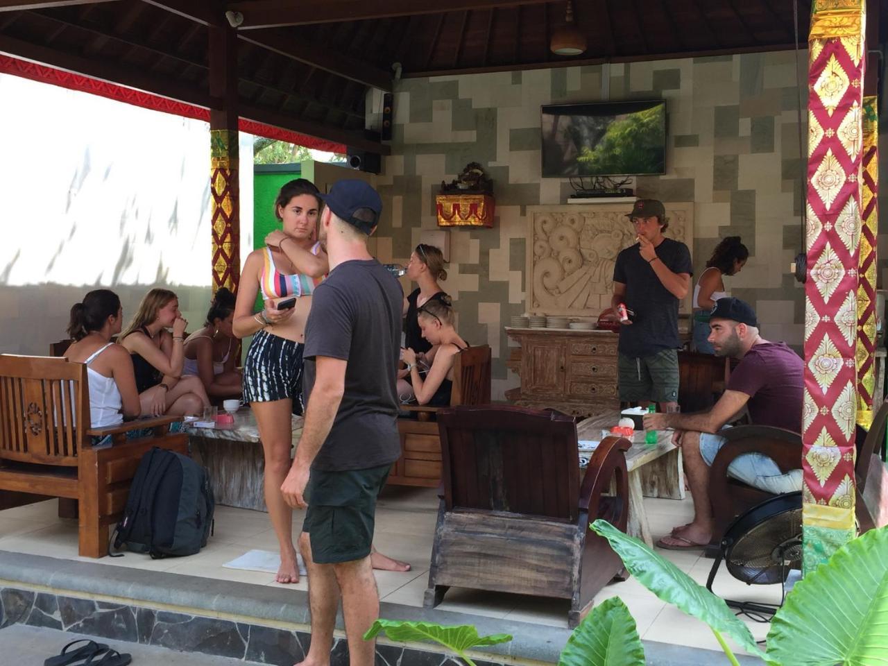 Lembongan Hostel Nusa Lembongan Eksteriør billede