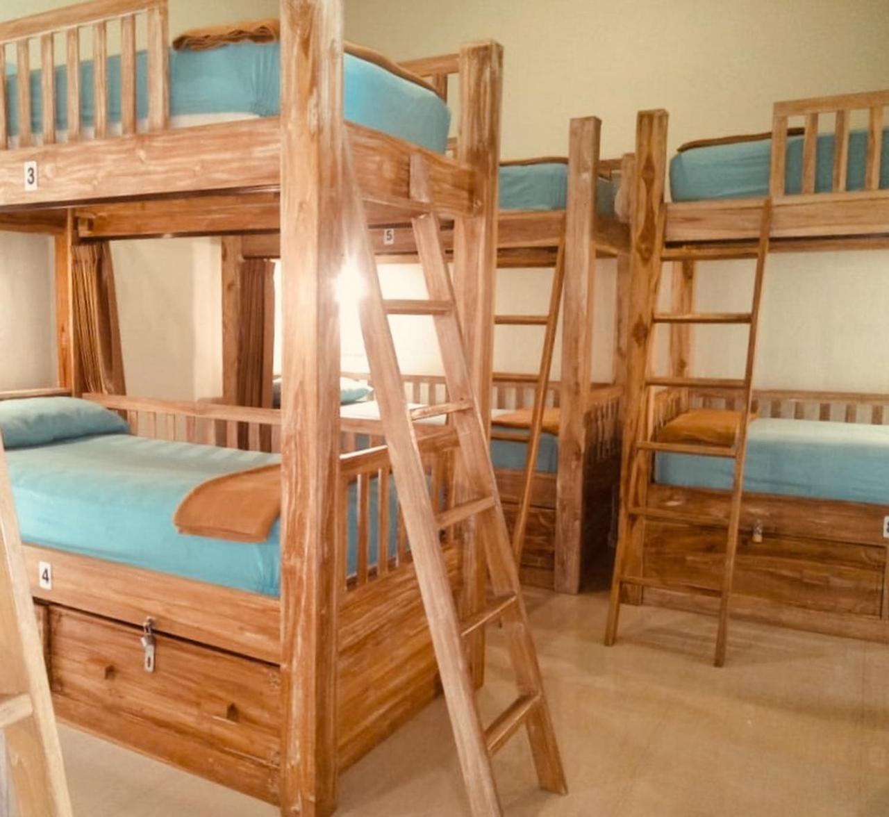 Lembongan Hostel Nusa Lembongan Eksteriør billede