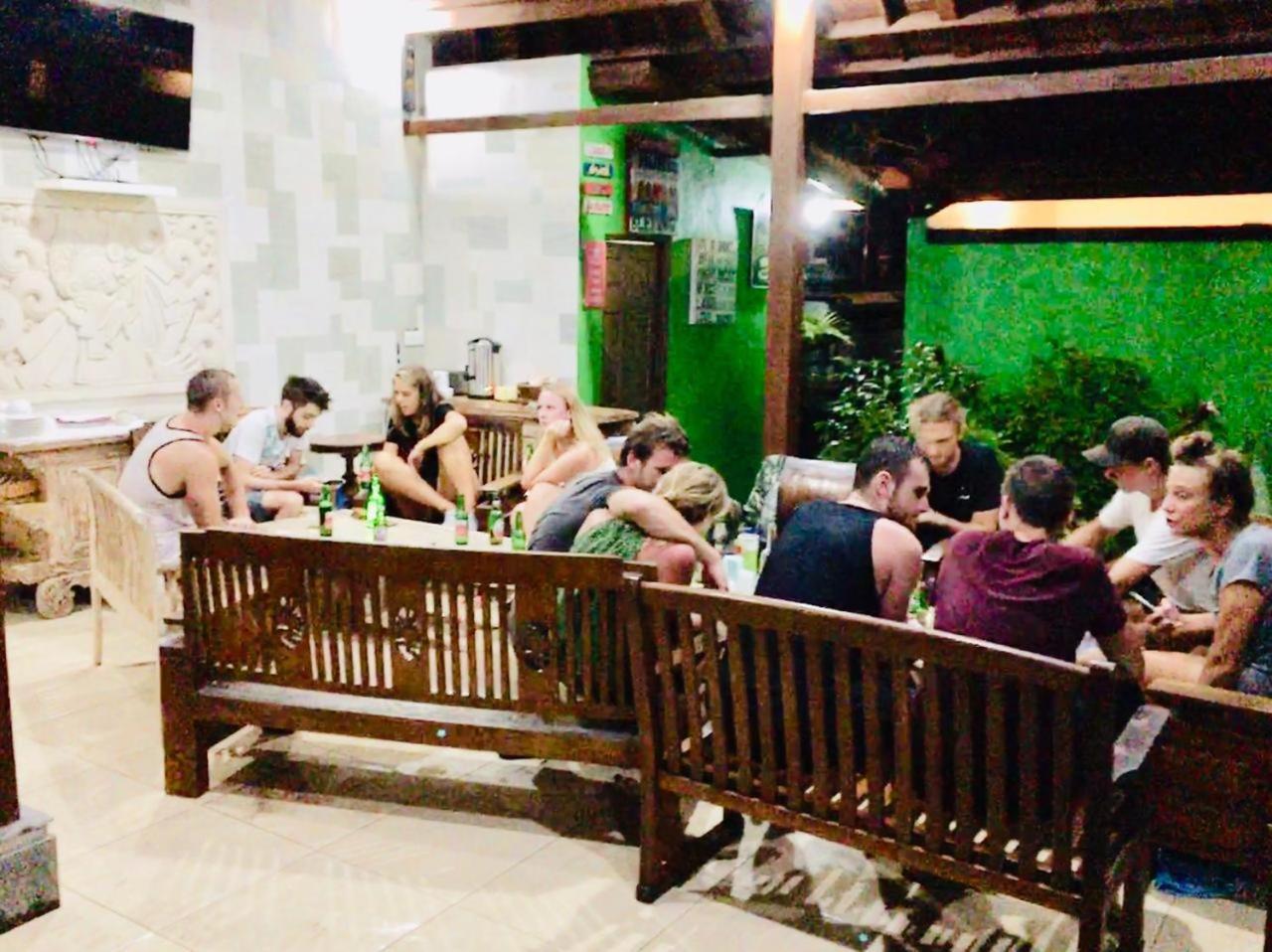Lembongan Hostel Nusa Lembongan Eksteriør billede
